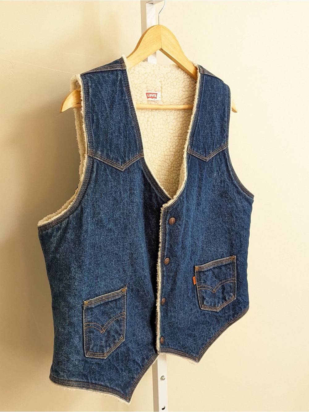 1980s Levi’s Orange Tab Sherpa Lined Denim Vest Men’s L Made in USA Western yoke